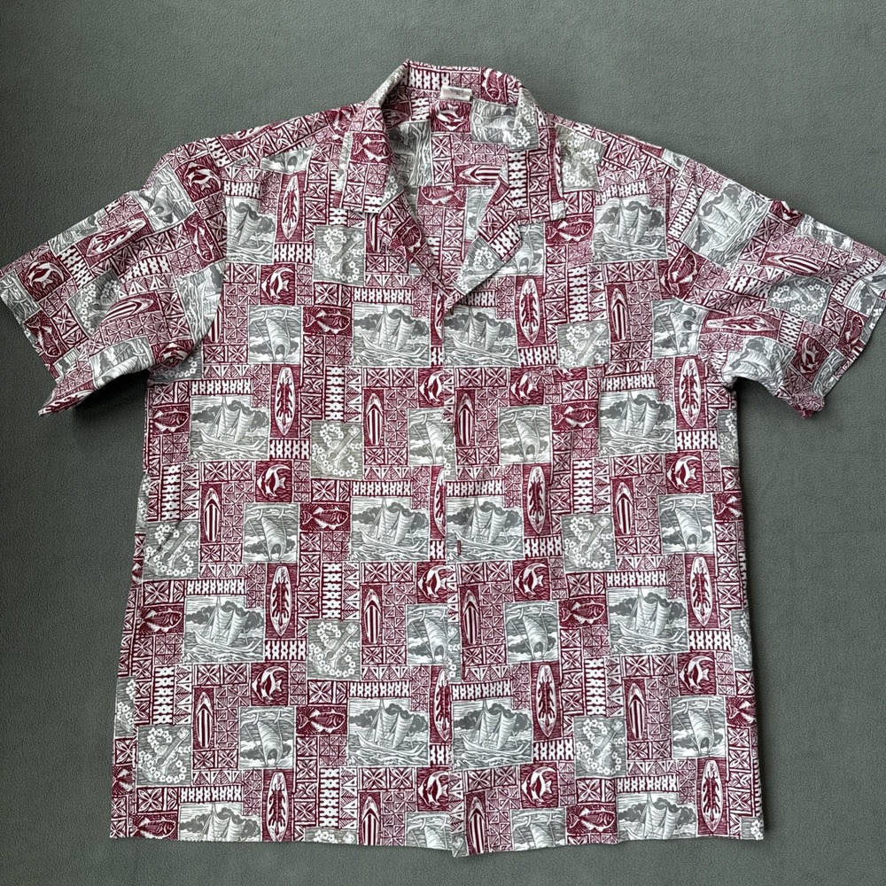 Royal Creations‎ Hawaii Aloha Shirt Mens XL Red Made In Hawaii Polynesian Print